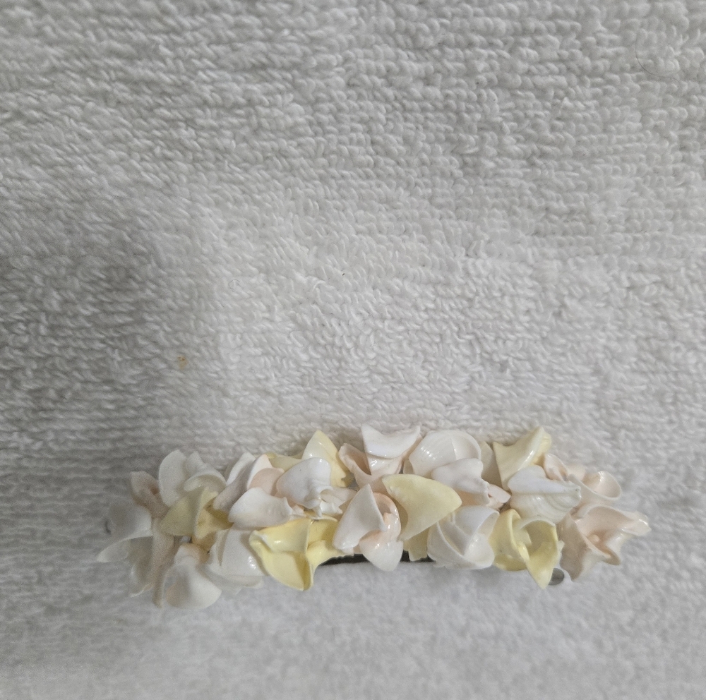 Sea Shell Bow - Picture 2 of 5